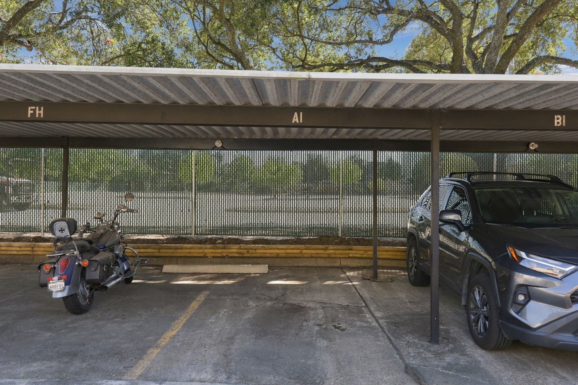 5711 Sugar Hill Drive, #117, Houston, TX 77057 5711 Sugar Hill Drive, #117, Houston, TX 77057