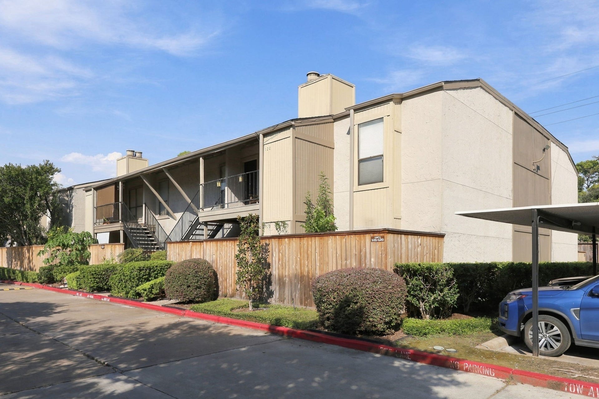 5711 Sugar Hill Drive, #117, Houston, TX 77057 5711 Sugar Hill Drive, #117, Houston, TX 77057