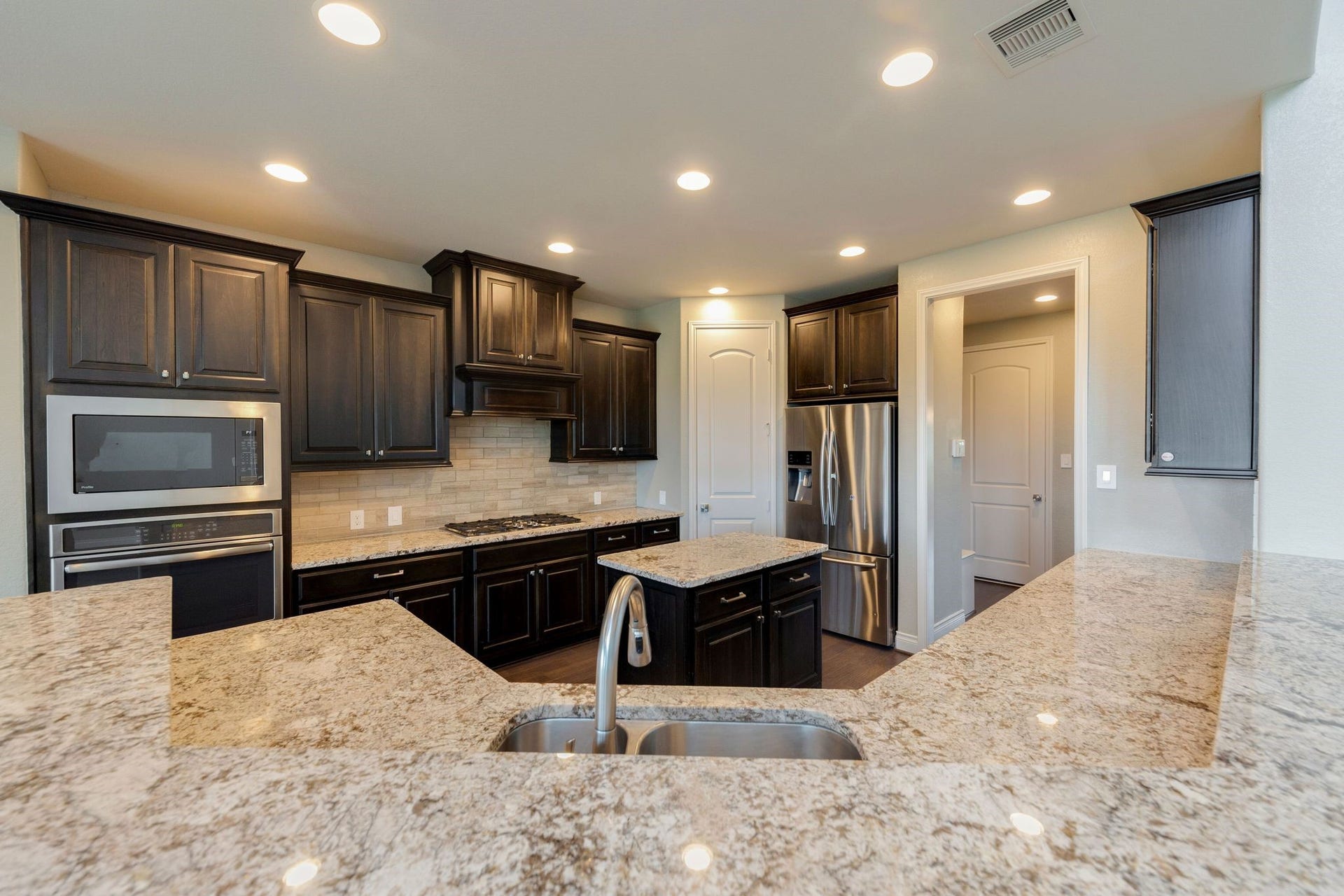 4123 Abigail Way, Sugar Land, TX 77479