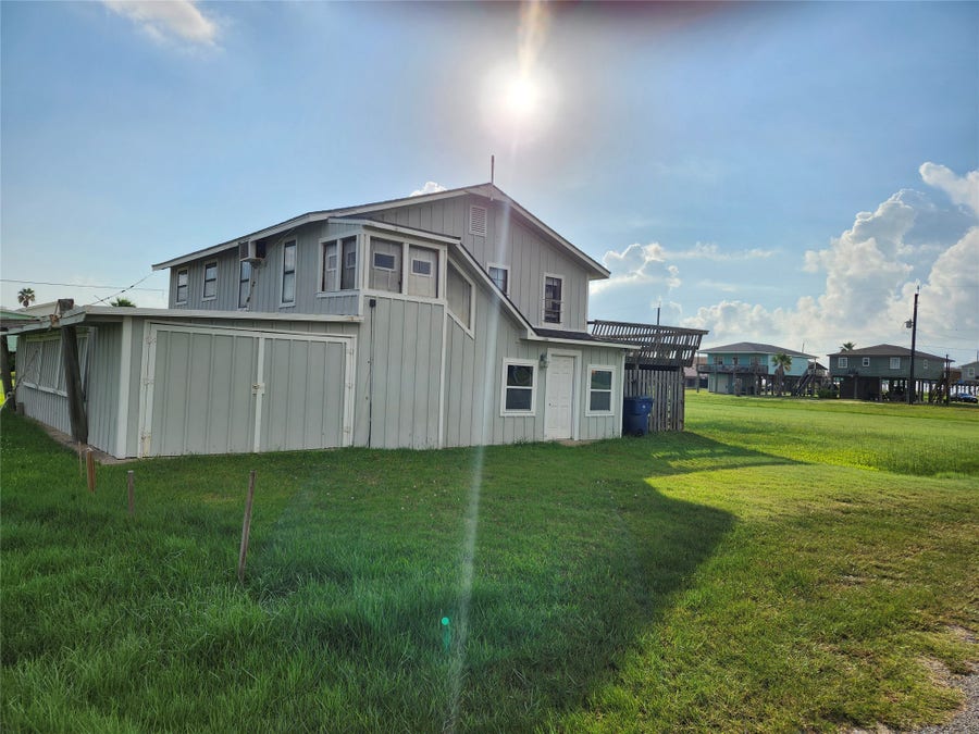 Property photo for 522 Surf Drive, Surfside Beach, TX