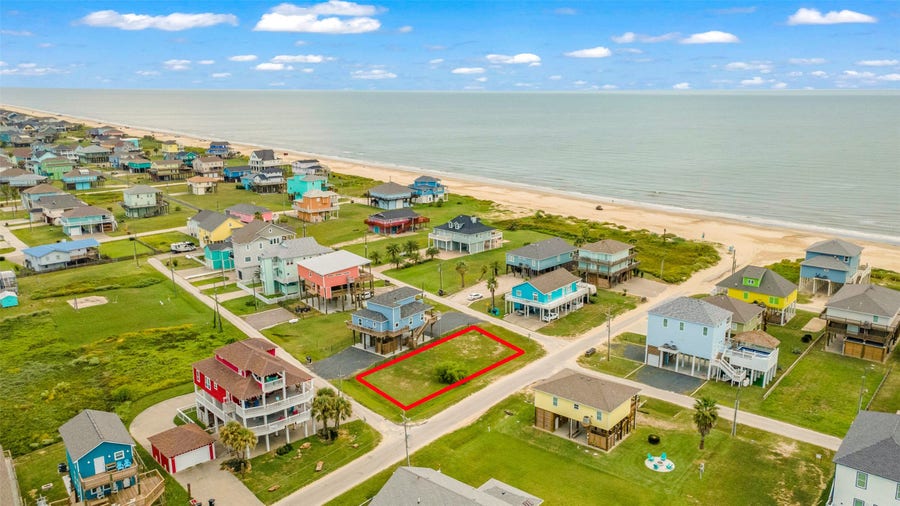 Property photo for 1971 Gulf, Crystal Beach, TX