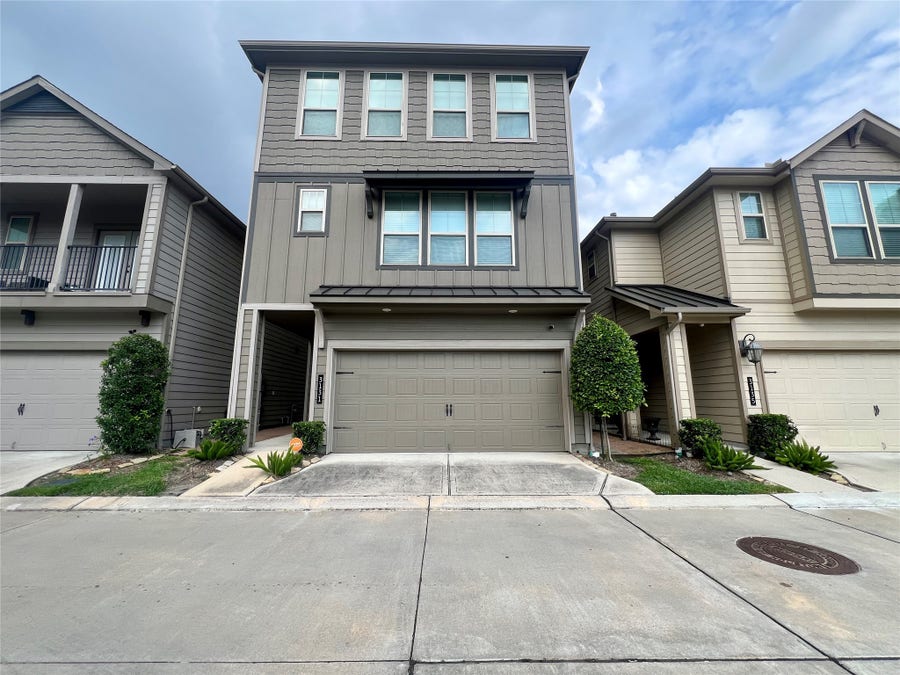 Property photo for 3131 Briarwood Point Place, #P, Houston, TX