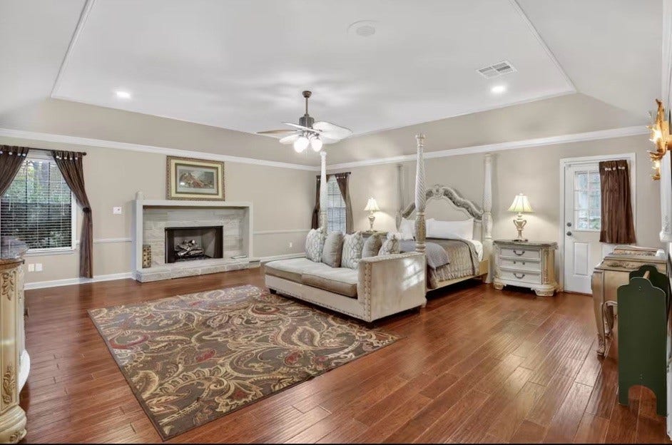 14111 Decker Drive, Magnolia, TX 77355