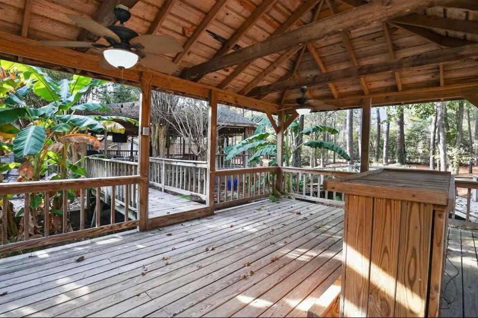 14111 Decker Drive, Magnolia, TX 77355