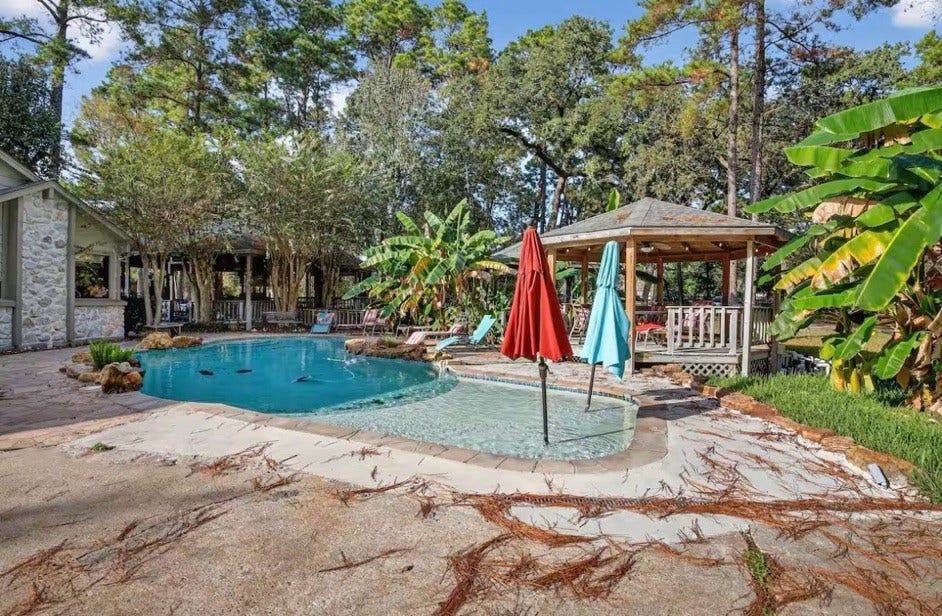 14111 Decker Drive, Magnolia, TX 77355
