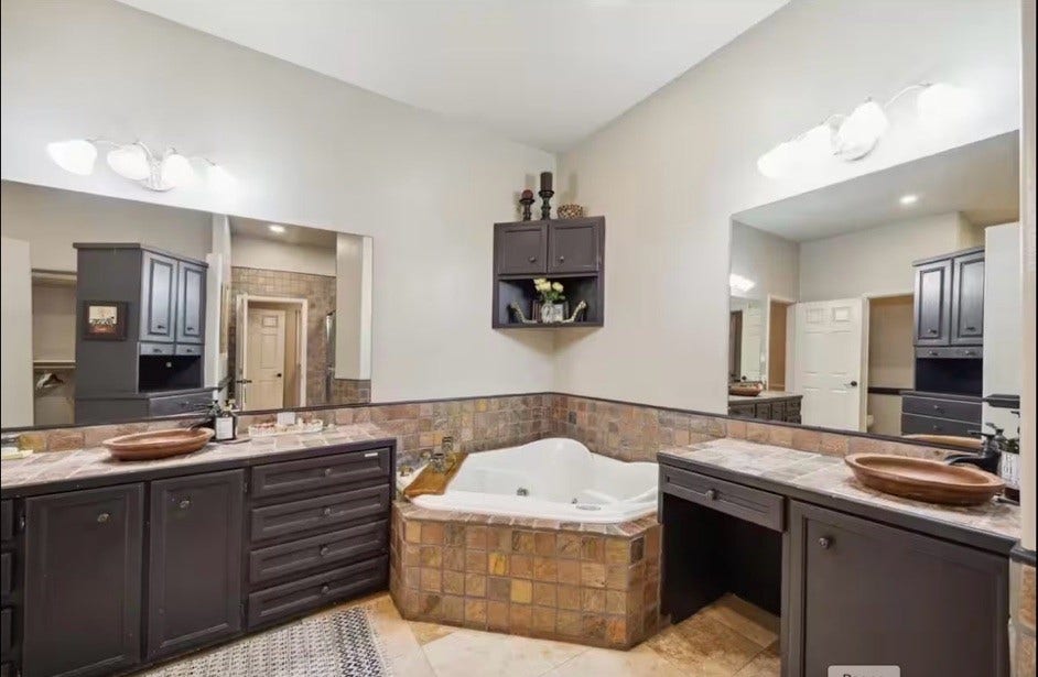 14111 Decker Drive, Magnolia, TX 77355