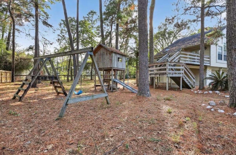 14111 Decker Drive, Magnolia, TX 77355