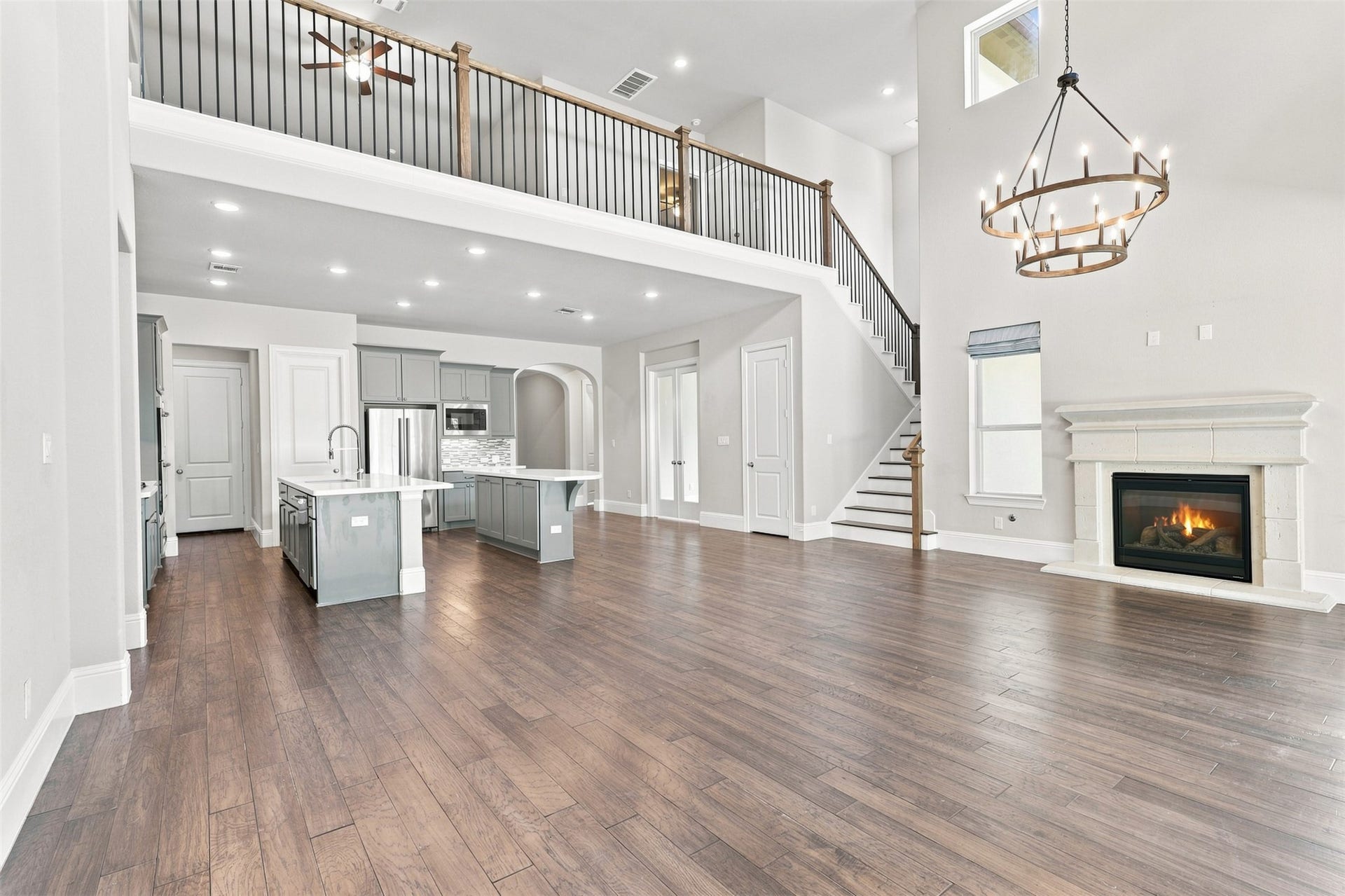 35 Gracenote Place, The Woodlands, TX 77375 35 Gracenote Place, The Woodlands, TX 77375