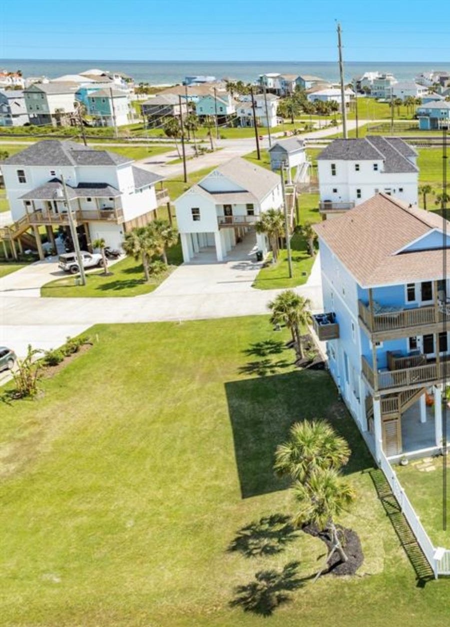 Property photo for 25214 Sausalito Drive, Galveston, TX