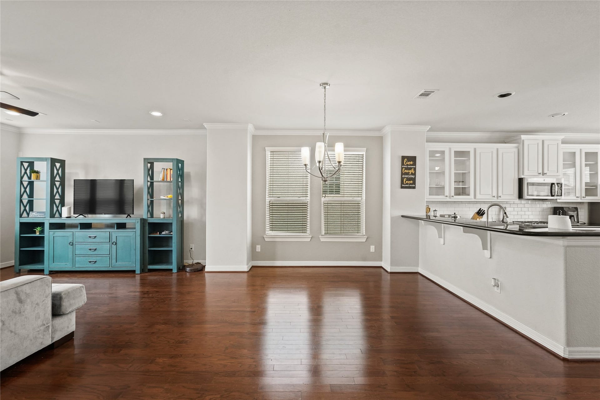 10020 Spring Shadows Park Circle, Houston, TX 77080 10020 Spring Shadows Park Circle, Houston, TX 77080