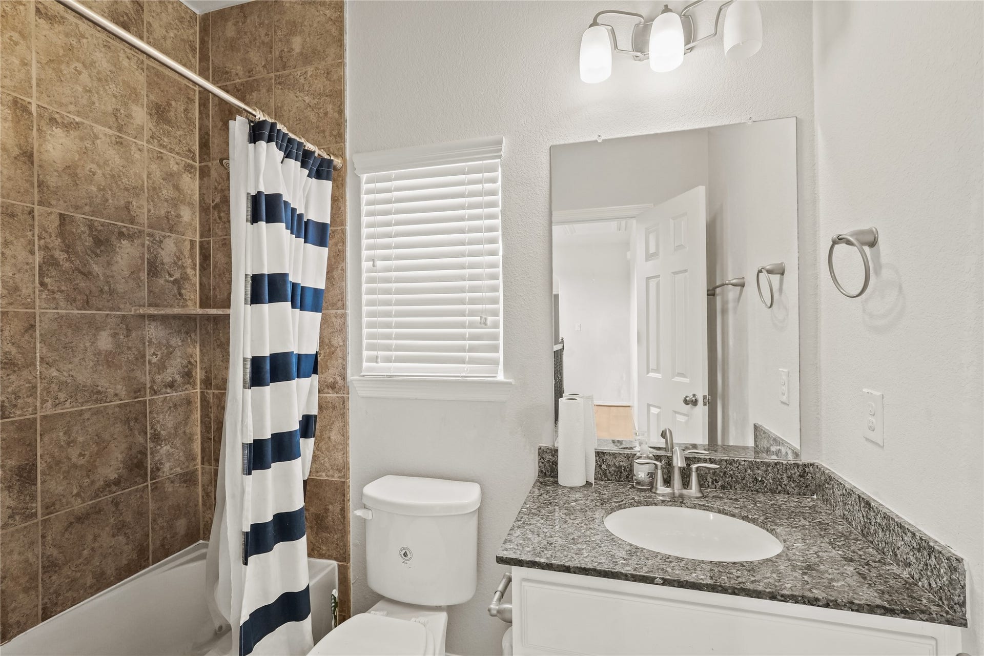 10020 Spring Shadows Park Circle, Houston, TX 77080 10020 Spring Shadows Park Circle, Houston, TX 77080