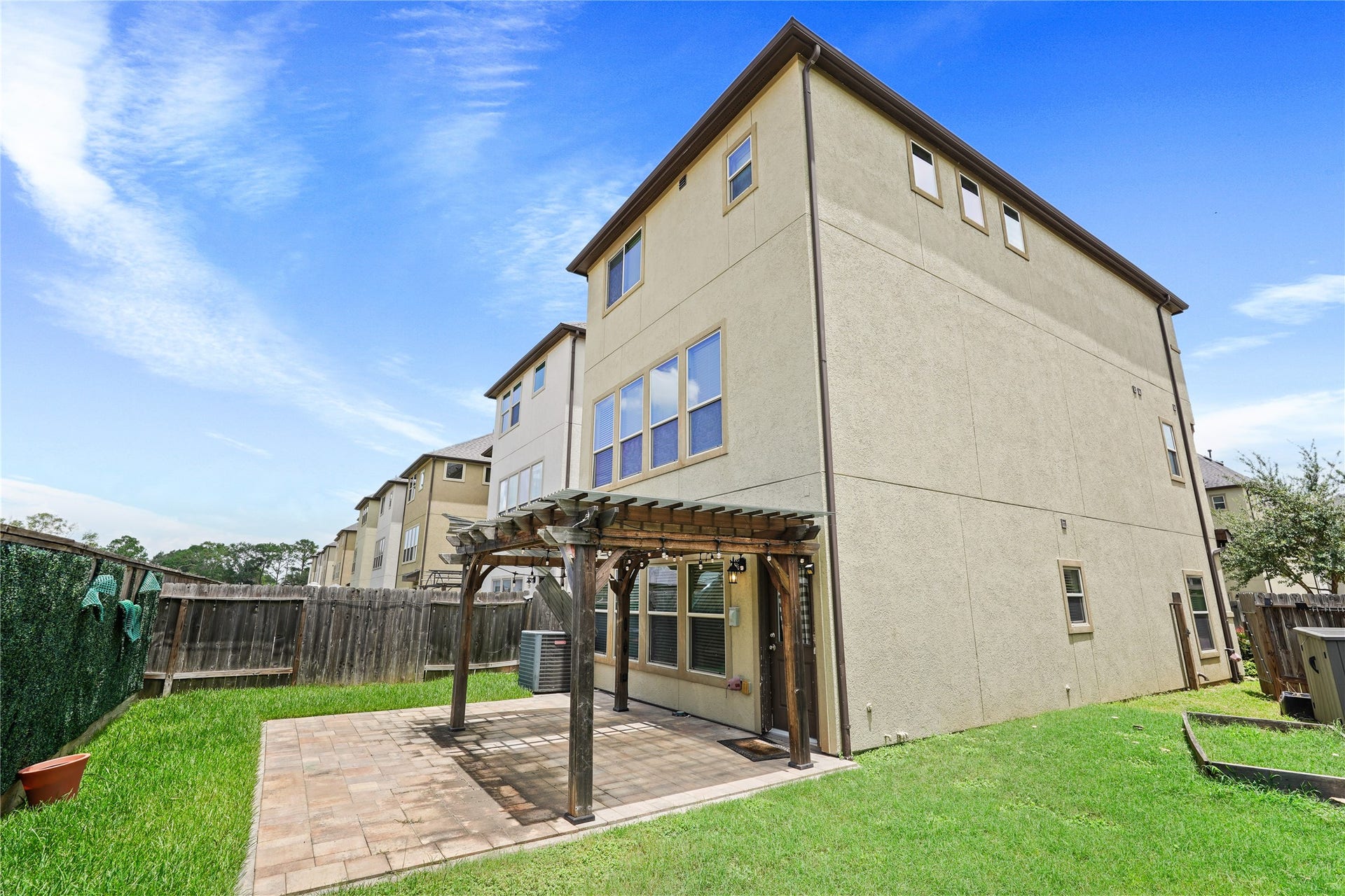 10020 Spring Shadows Park Circle, Houston, TX 77080 10020 Spring Shadows Park Circle, Houston, TX 77080