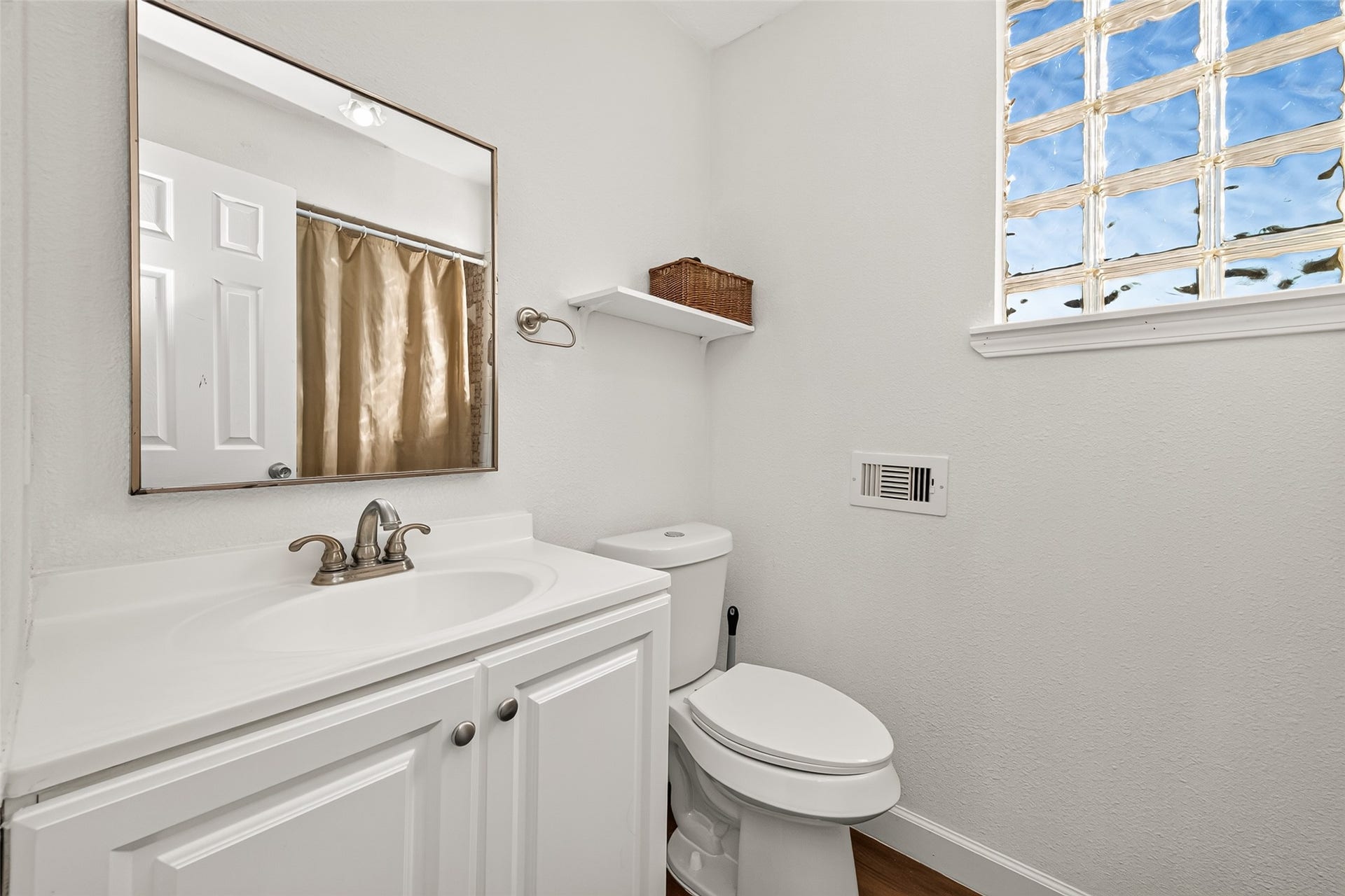 815 Davidson Street, Houston, TX 77091