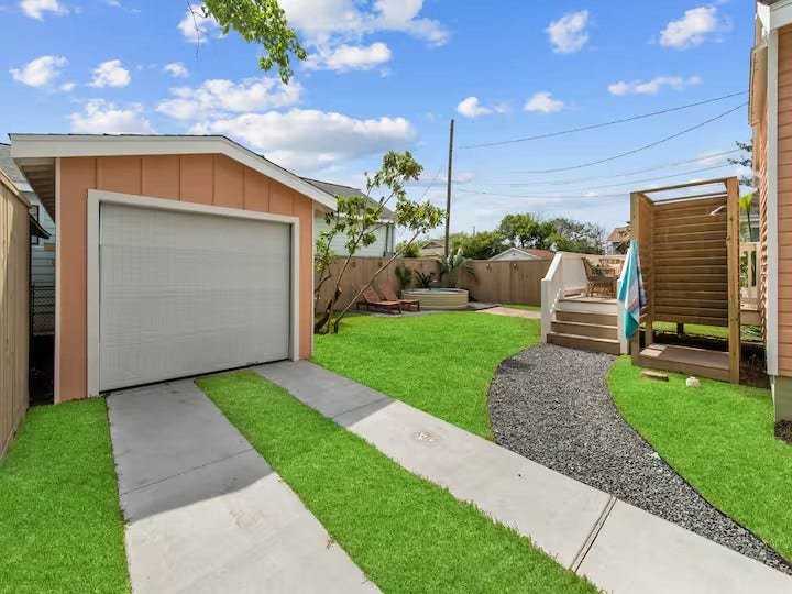 2601 37th Street, Galveston, TX 77550 2601 37th Street, Galveston, TX 77550