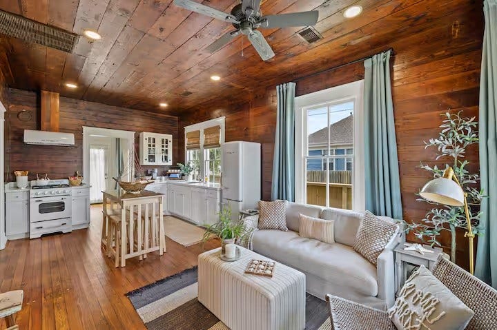 2601 37th Street, Galveston, TX 77550 2601 37th Street, Galveston, TX 77550