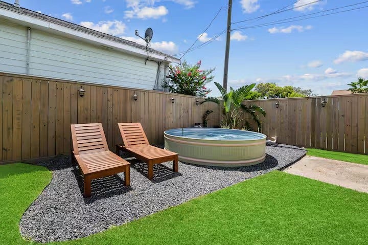2601 37th Street, Galveston, TX 77550 Cowboy pool