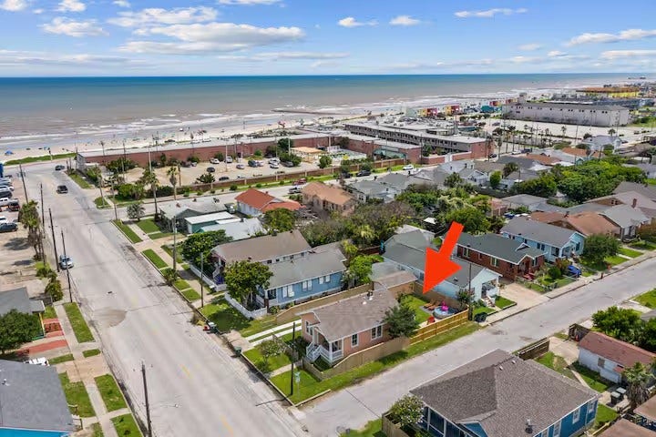 2601 37th Street, Galveston, TX 77550 2601 37th Street, Galveston, TX 77550