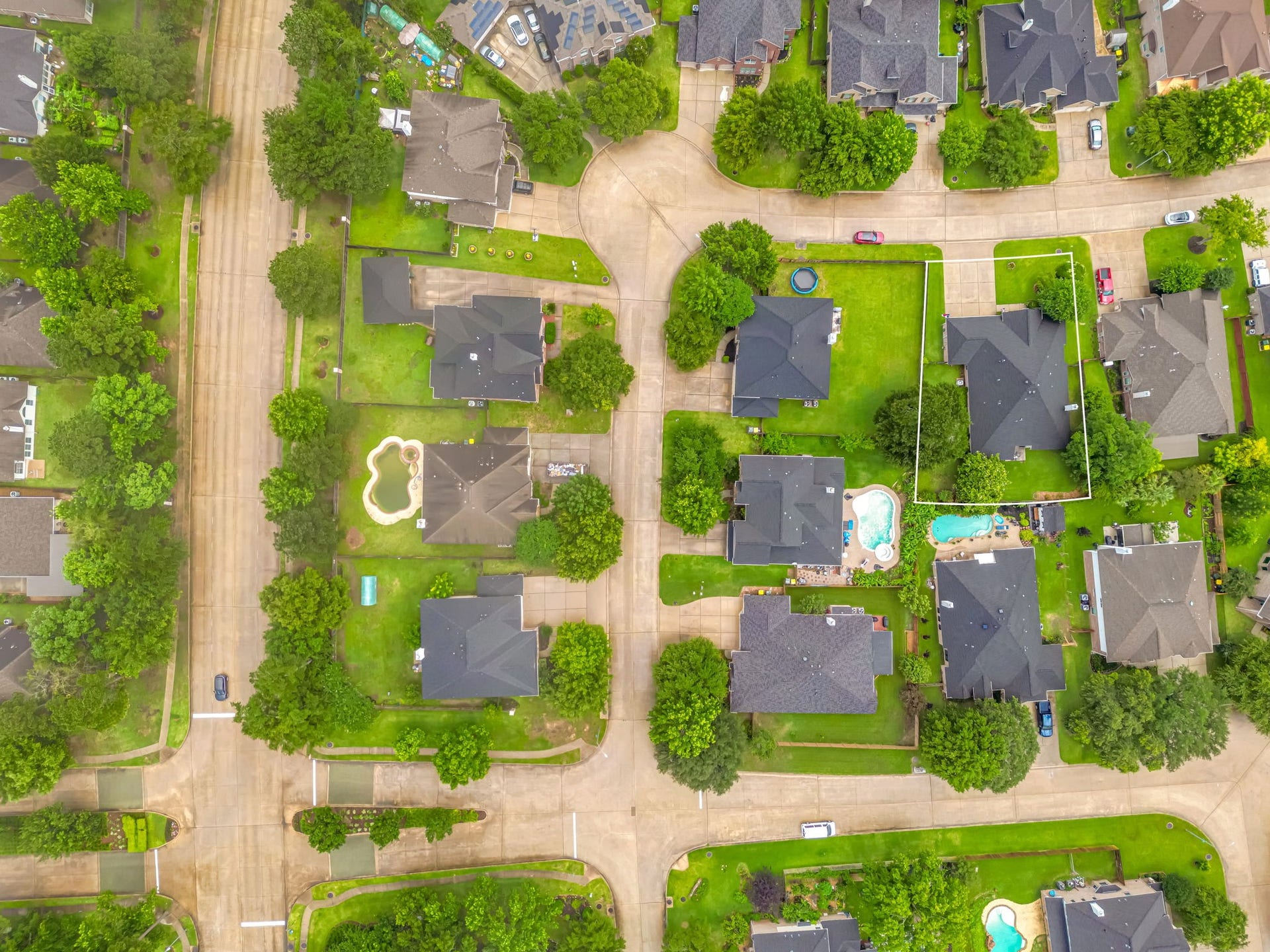 1859 Pembrook Circle, Conroe, TX 77301 1859 Pembrook Circle, Conroe, TX 77301