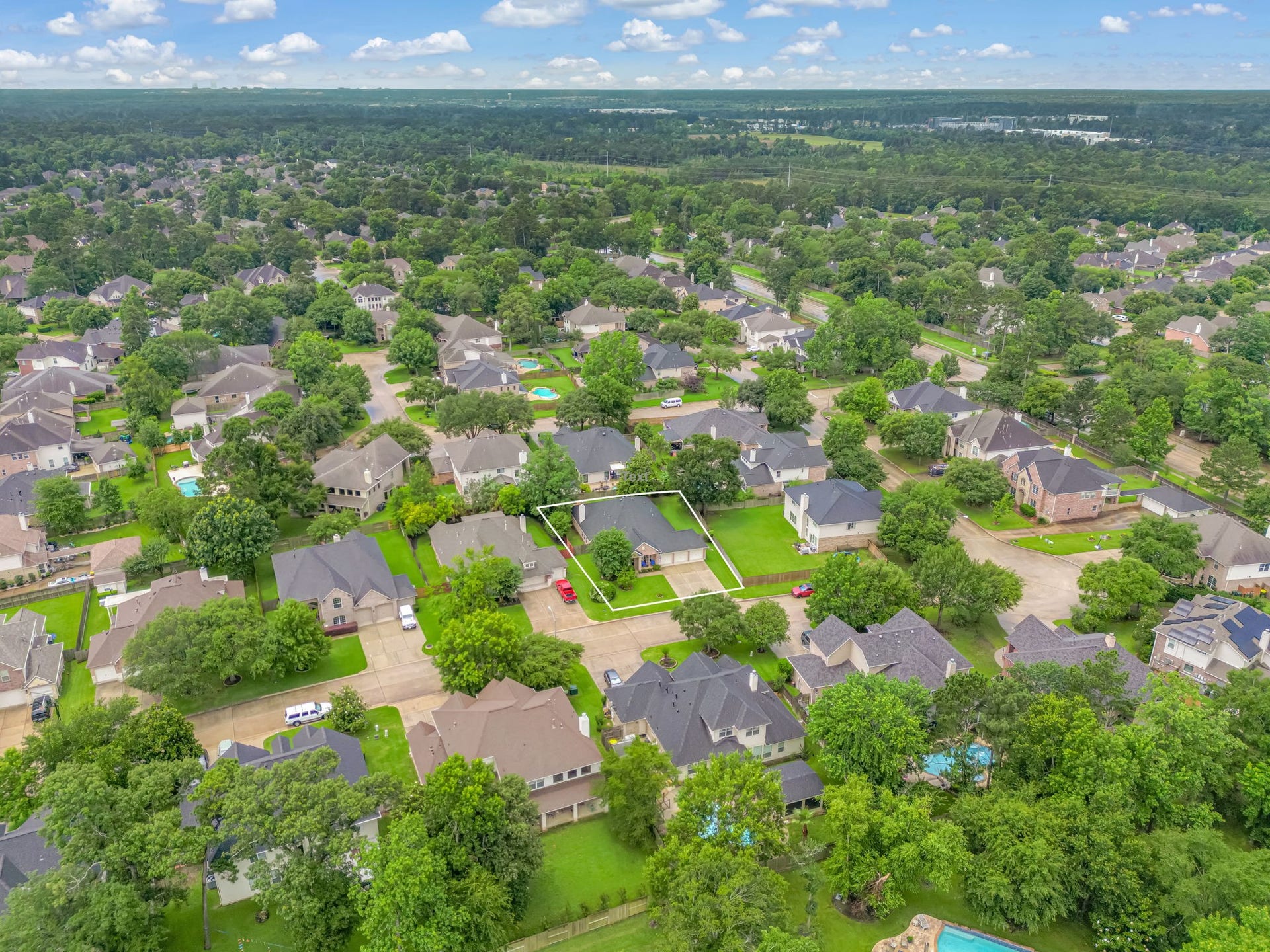1859 Pembrook Circle, Conroe, TX 77301 1859 Pembrook Circle, Conroe, TX 77301