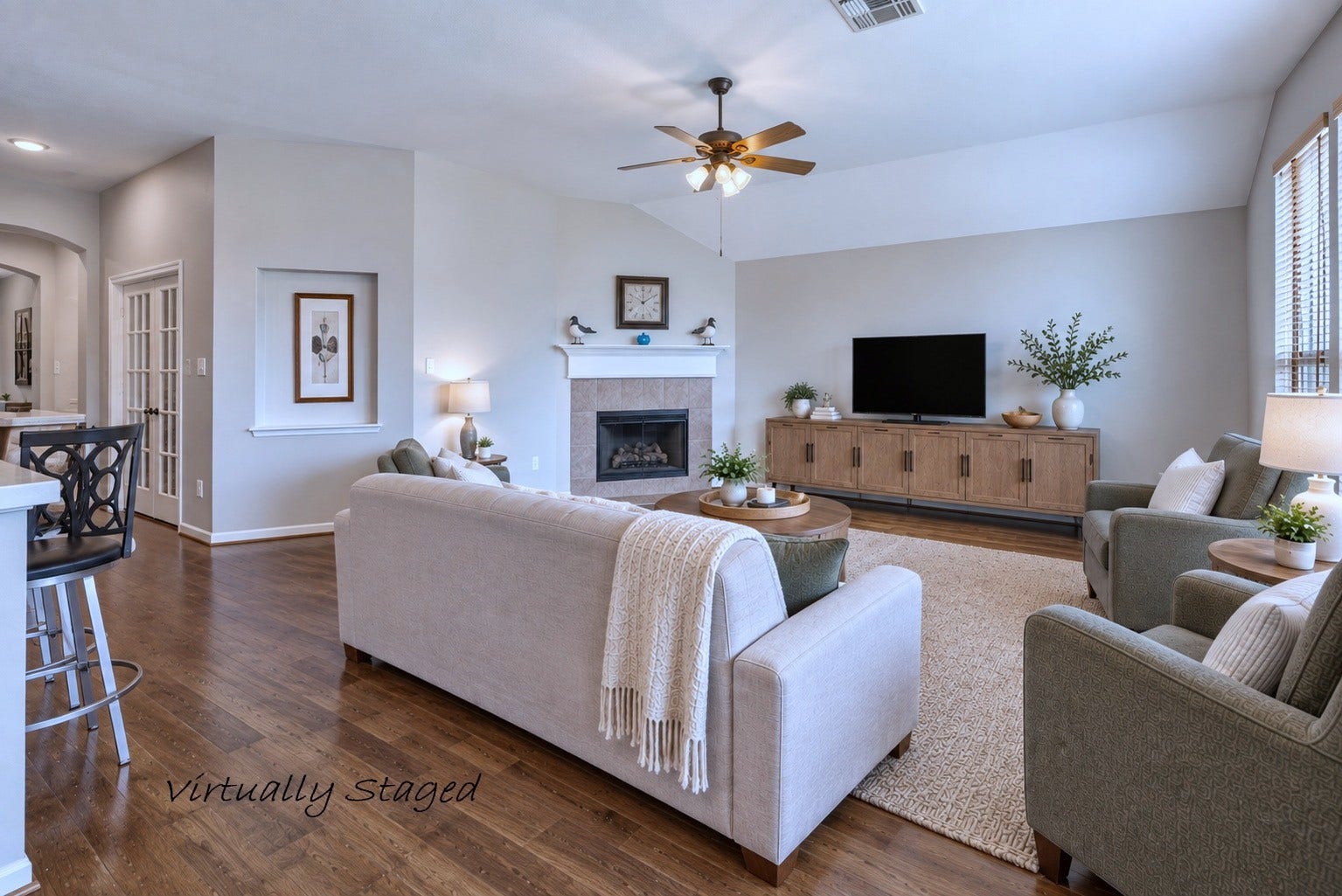 1859 Pembrook Circle, Conroe, TX 77301 VIRTUALLY STAGED