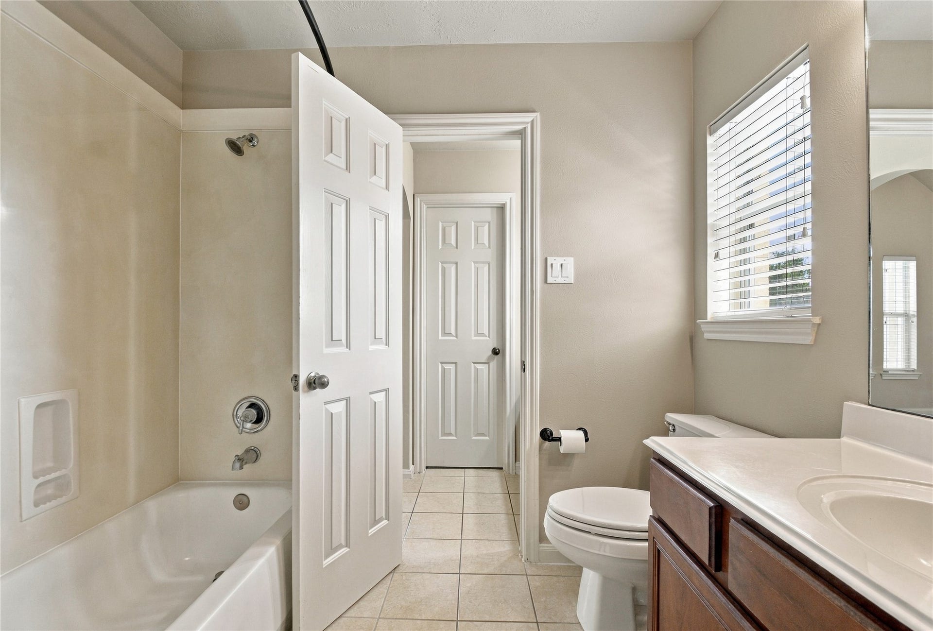 8403 Glenn Elm Drive, Spring, TX 77379 8403 Glenn Elm Drive, Spring, TX 77379
