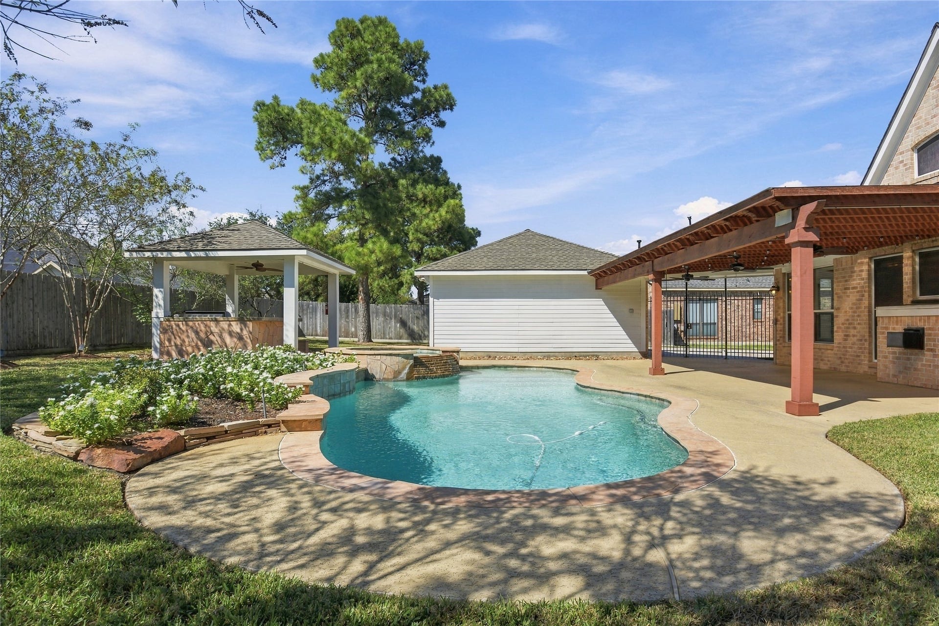 8403 Glenn Elm Drive, Spring, TX 77379 8403 Glenn Elm Drive, Spring, TX 77379