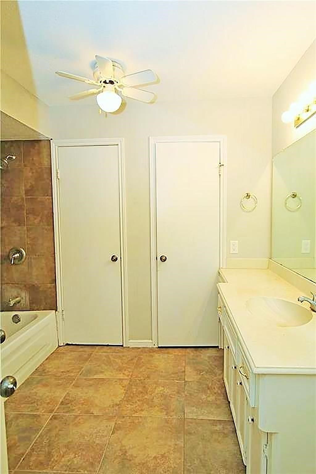 15114 Rolling Oaks Drive, Houston, TX 77070 15114 Rolling Oaks Drive, Houston, TX 77070