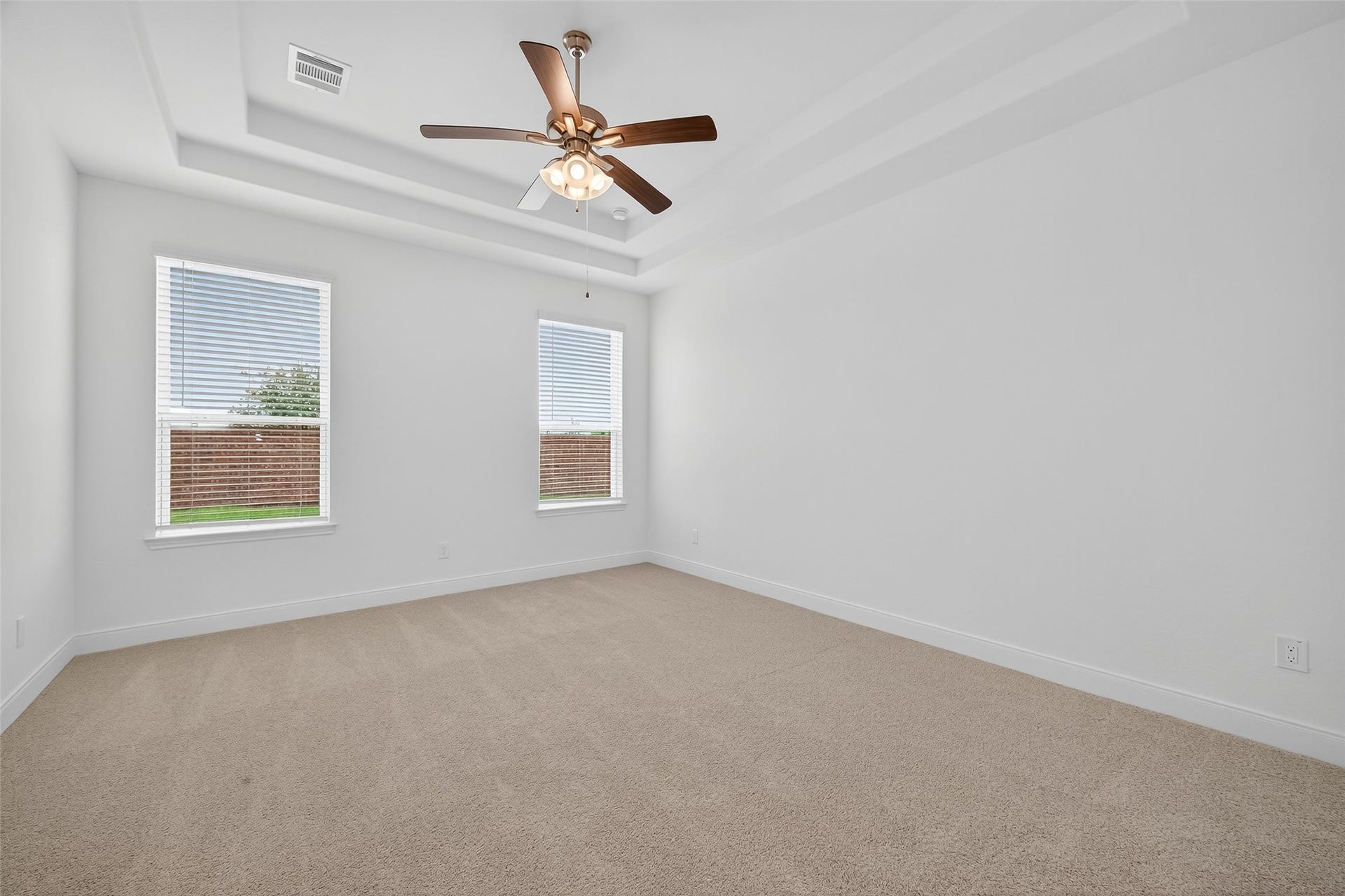 13613 Windward Mist Drive, Texas City, TX 77568