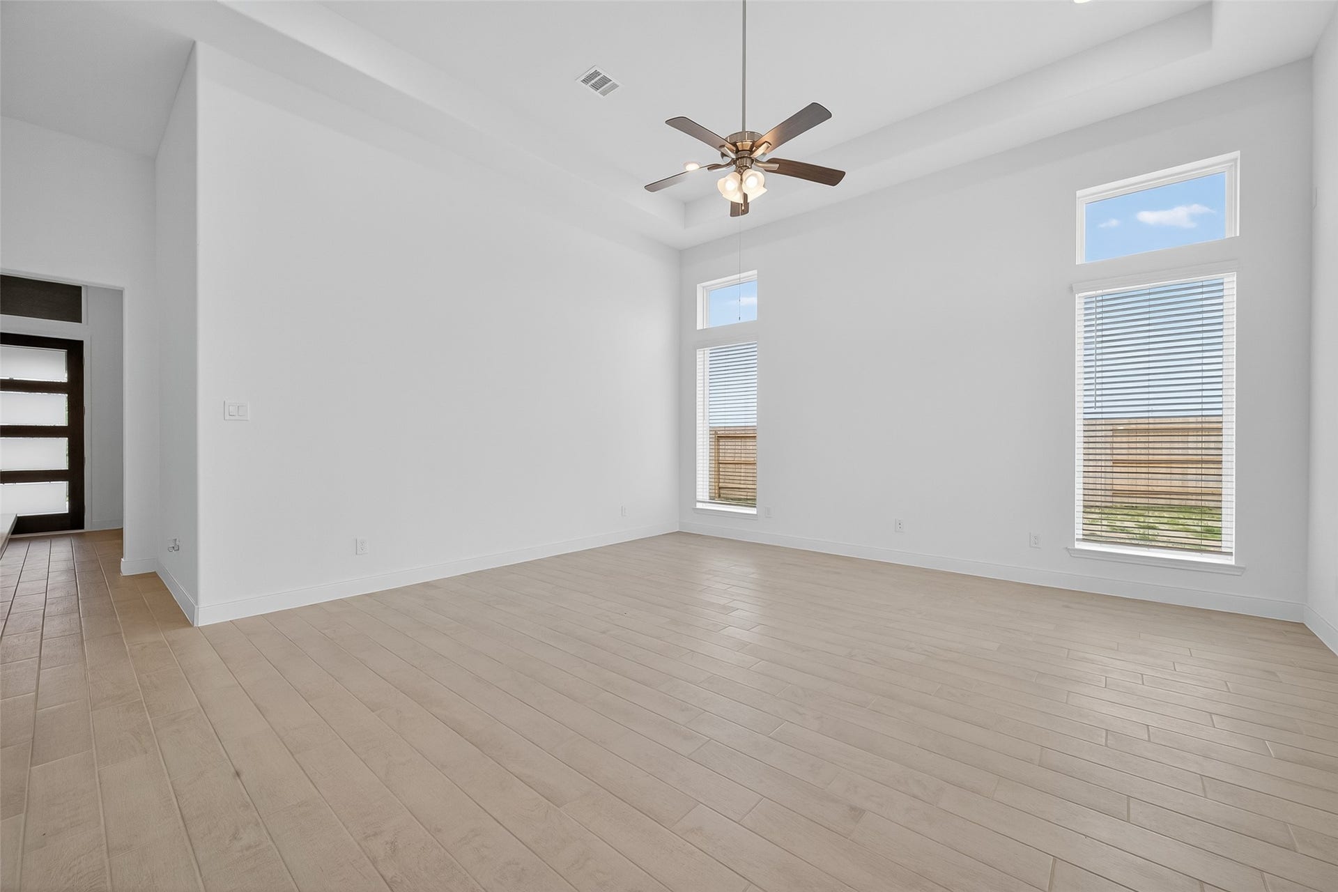 13613 Windward Mist Drive, Texas City, TX 77568