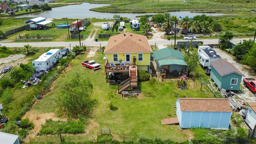 727 18th Street, Dickinson, TX 77539 727 18th Street, Dickinson, TX 77539
