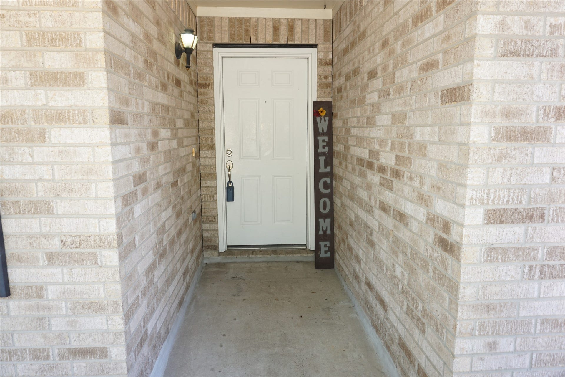14227 Willow Mountain Lane, Houston, TX 77047 You'll be Proud to Call This One Home