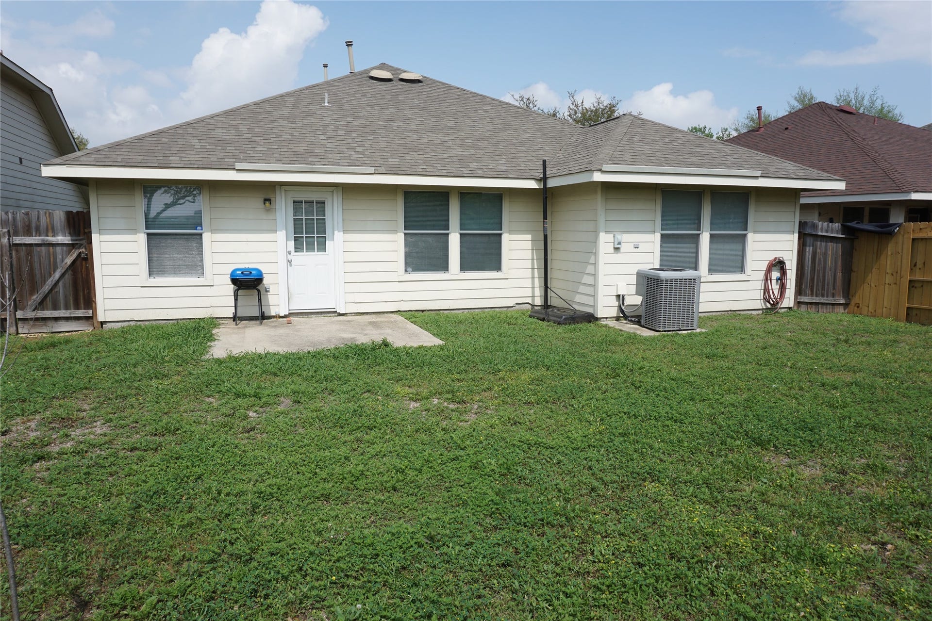 14227 Willow Mountain Lane, Houston, TX 77047 14227 Willow Mountain Lane, Houston, TX 77047