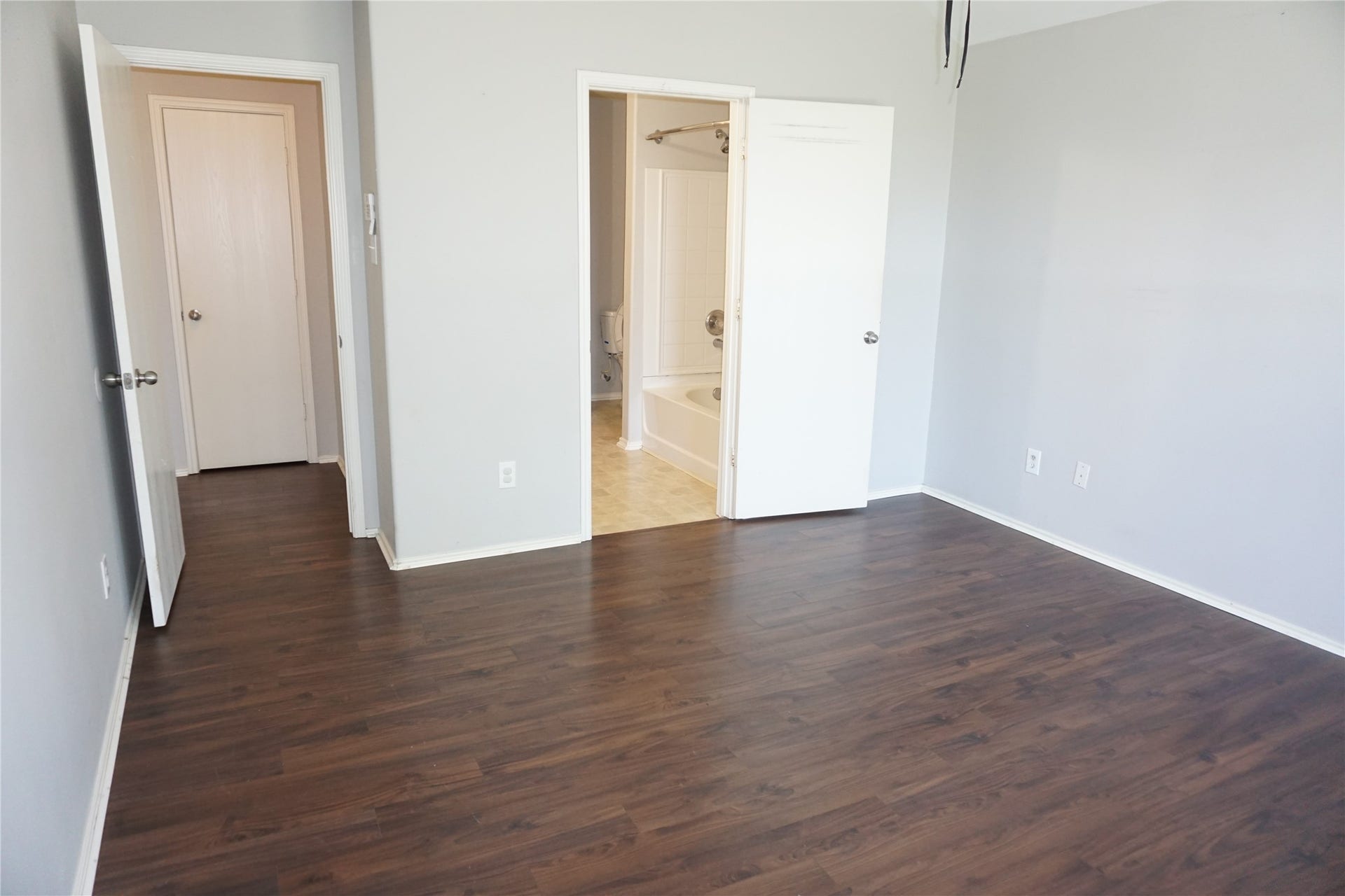 14227 Willow Mountain Lane, Houston, TX 77047 Primary Bedroom