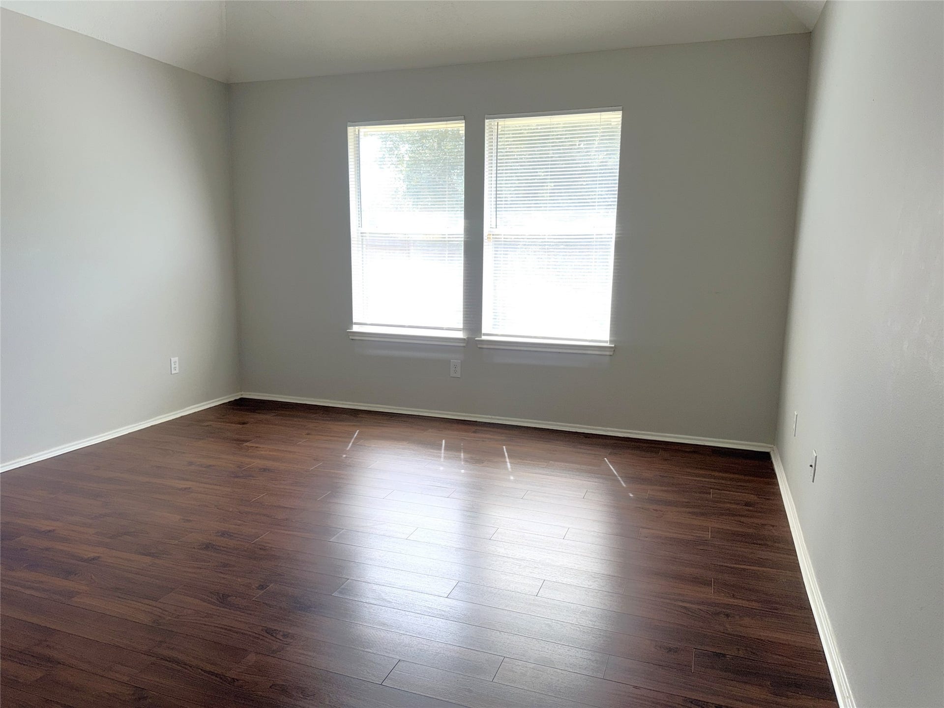 14227 Willow Mountain Lane, Houston, TX 77047 Primary Bedroom