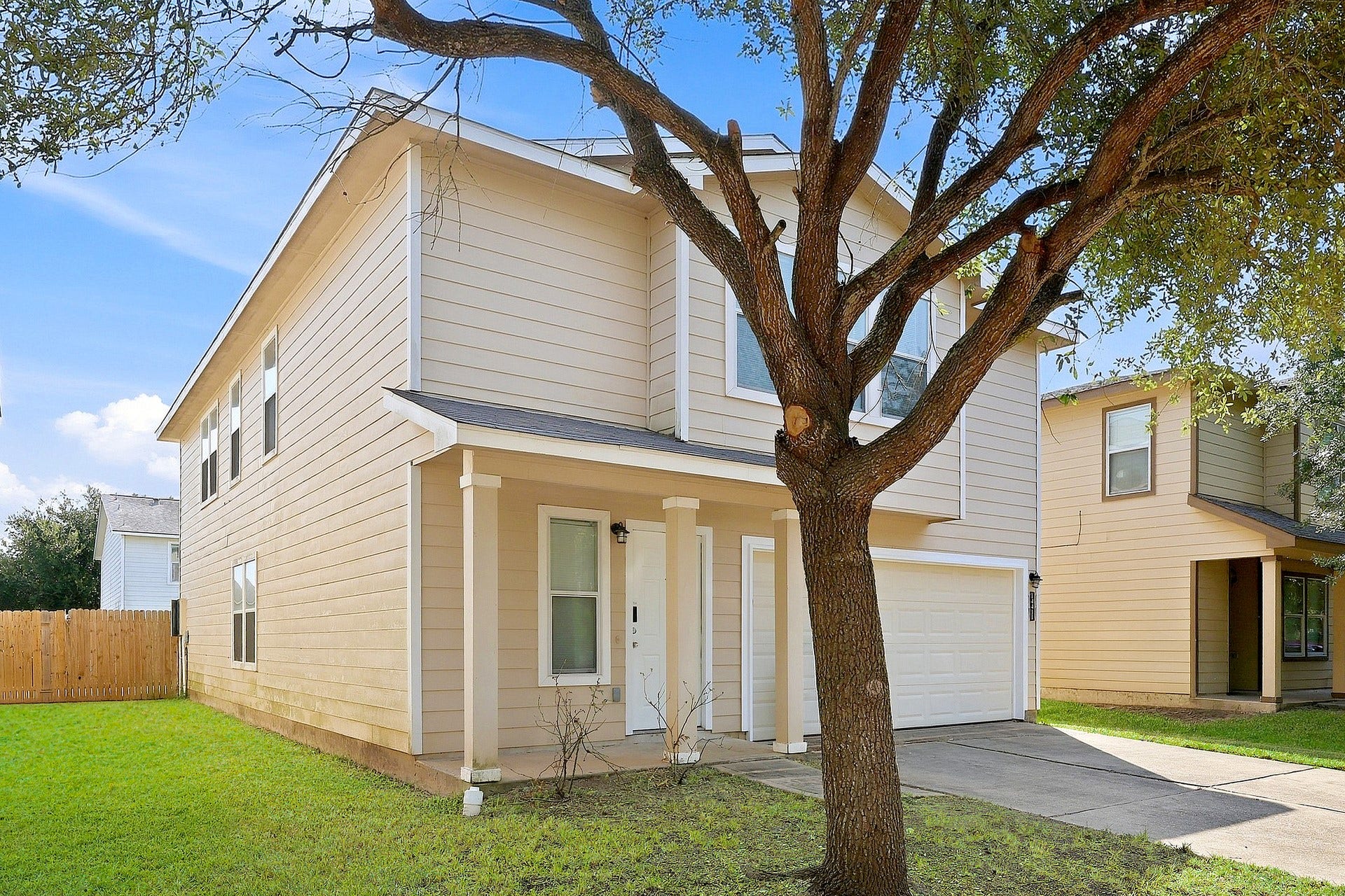 14411 Moreno Avenue, Houston, TX 77045 14411 Moreno Avenue, Houston, TX 77045