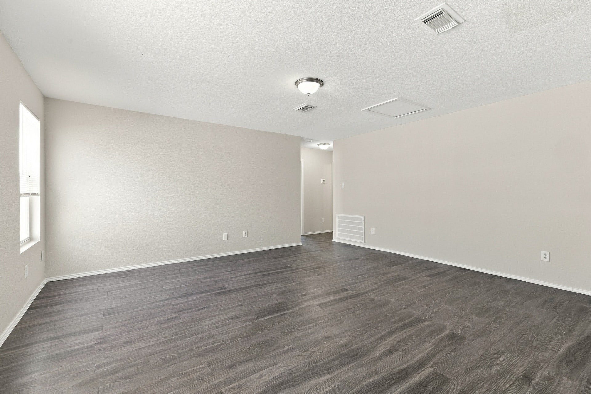 14411 Moreno Avenue, Houston, TX 77045 14411 Moreno Avenue, Houston, TX 77045