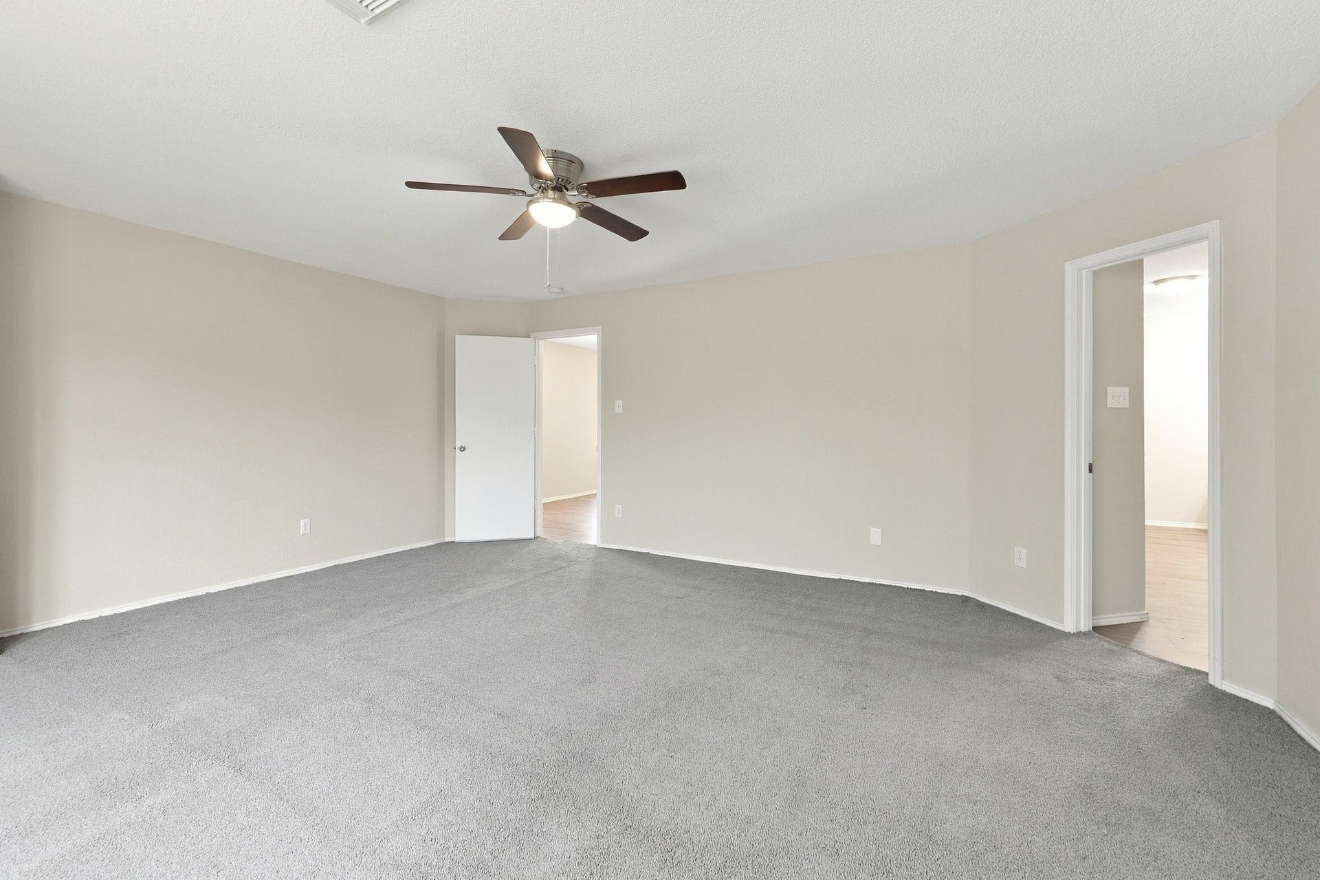 14411 Moreno Avenue, Houston, TX 77045 14411 Moreno Avenue, Houston, TX 77045
