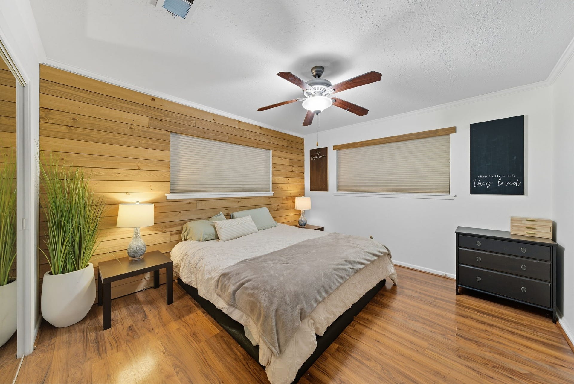 439 Pompano Street, Bayou Vista, TX 77563 439 Pompano Street, Bayou Vista, TX 77563