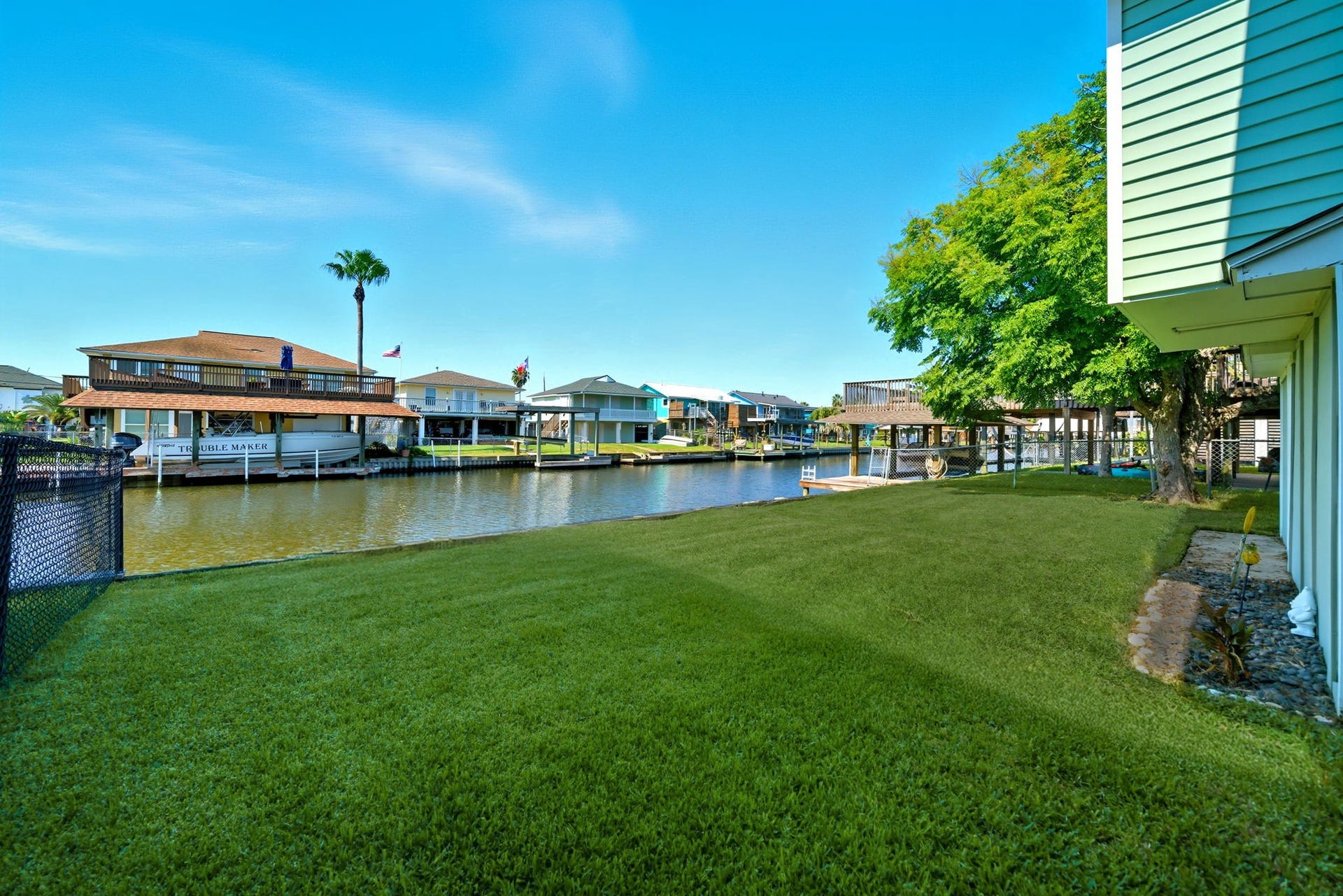 439 Pompano Street, Bayou Vista, TX 77563 439 Pompano Street, Bayou Vista, TX 77563