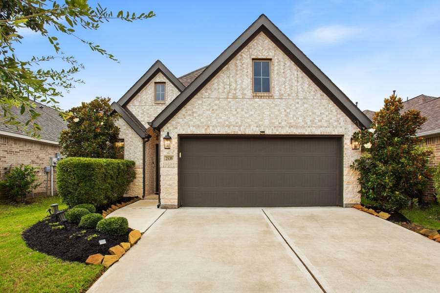 Property photo for 2539 Summer Peach Street, Katy, TX