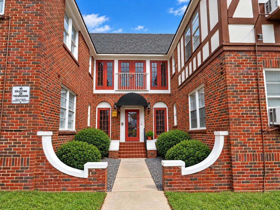 Property photo for 3920 Fannin Street, #205, Houston, TX