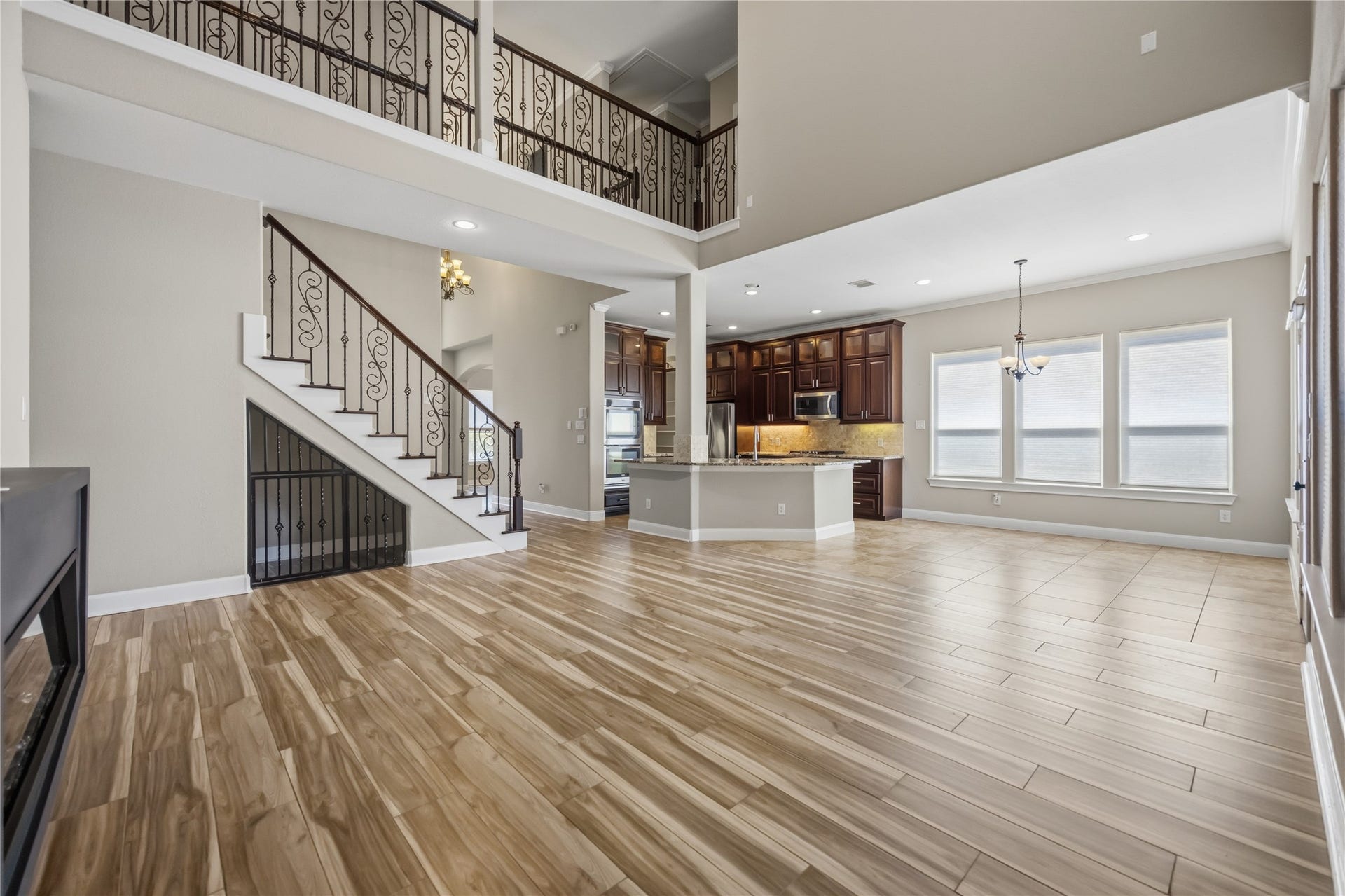 5515 Satterfield Lane, Houston, TX 77084 5515 Satterfield Lane, Houston, TX 77084