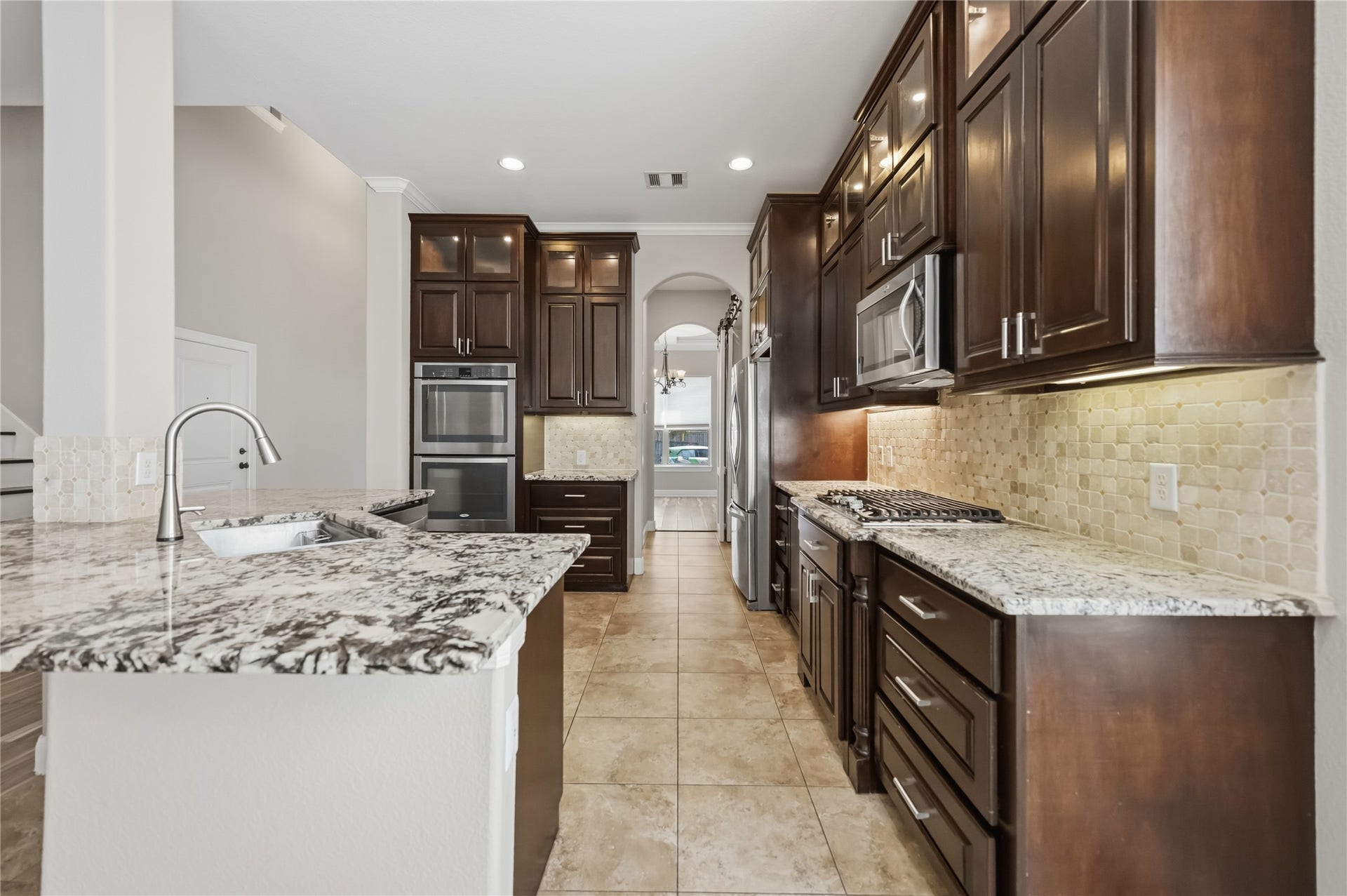 5515 Satterfield Lane, Houston, TX 77084 5515 Satterfield Lane, Houston, TX 77084