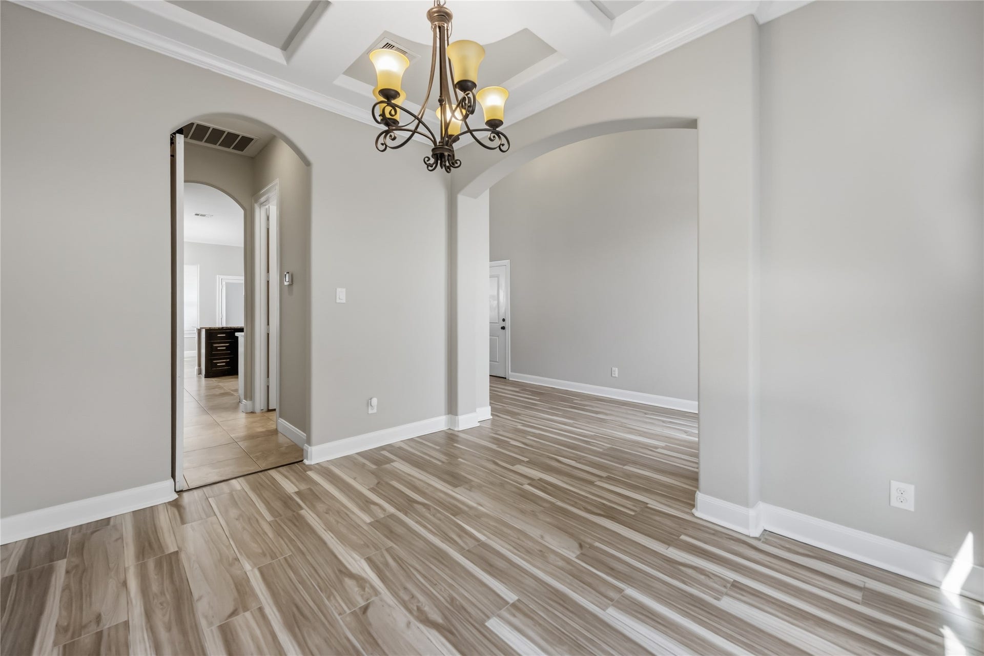 5515 Satterfield Lane, Houston, TX 77084 5515 Satterfield Lane, Houston, TX 77084