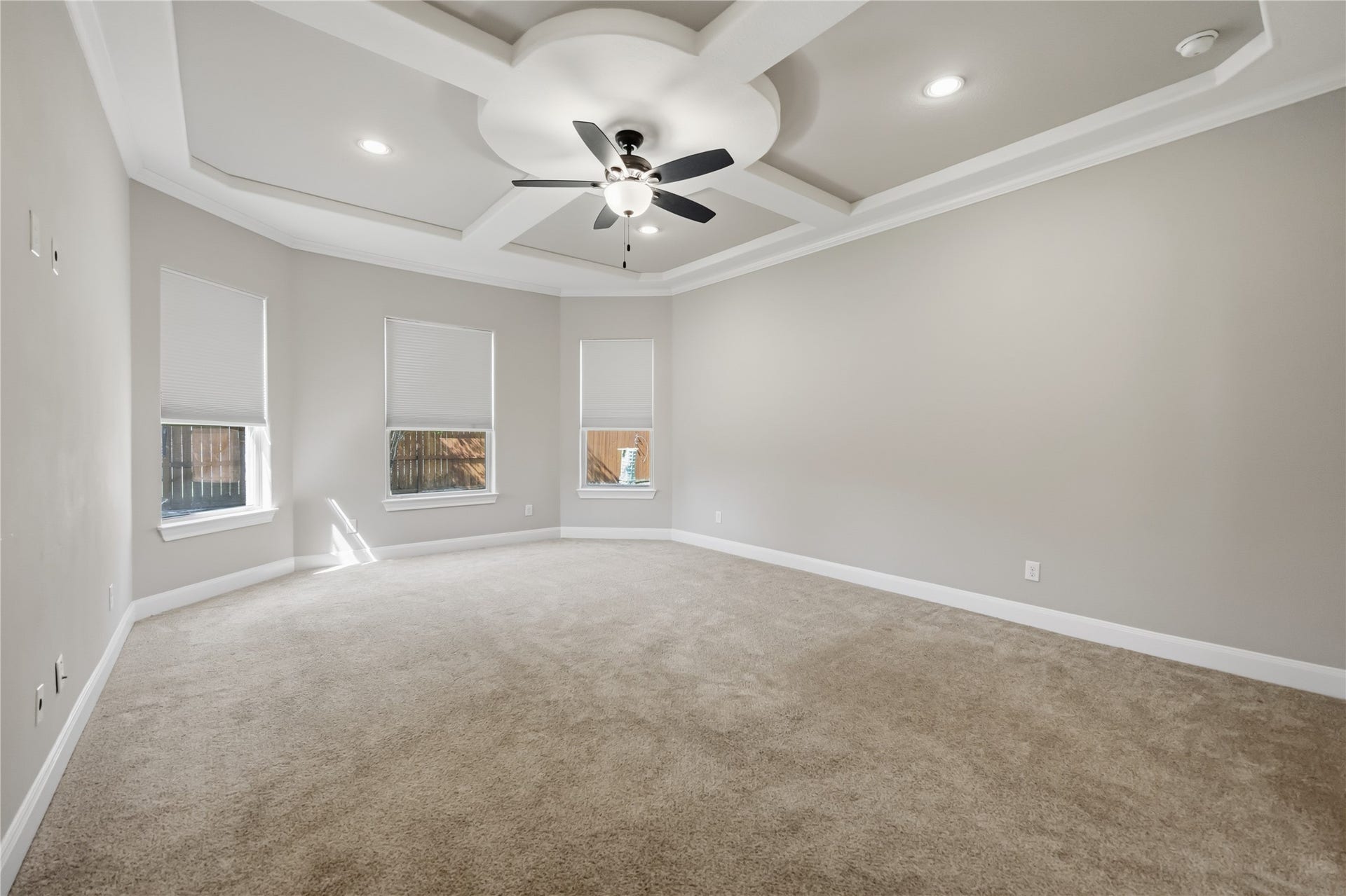5515 Satterfield Lane, Houston, TX 77084 5515 Satterfield Lane, Houston, TX 77084