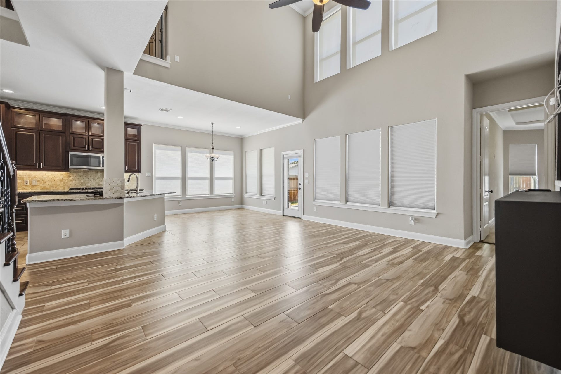 5515 Satterfield Lane, Houston, TX 77084 5515 Satterfield Lane, Houston, TX 77084