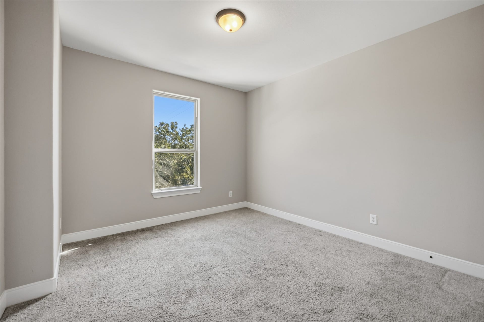 5515 Satterfield Lane, Houston, TX 77084 2/3 secondary bedrooms