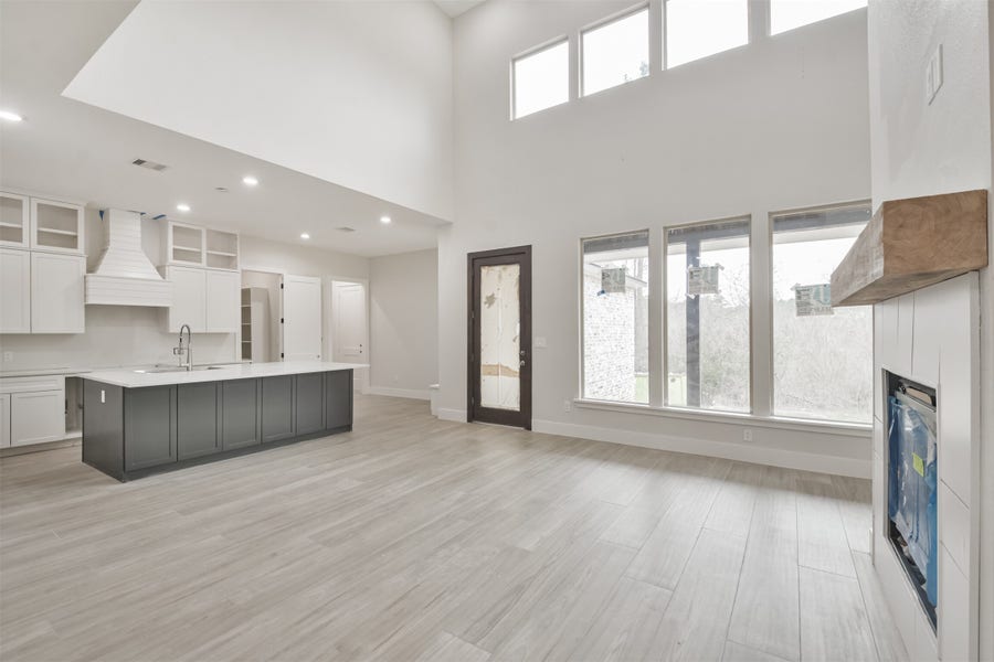 Property photo for 40 Trellis Ct, Conroe, TX