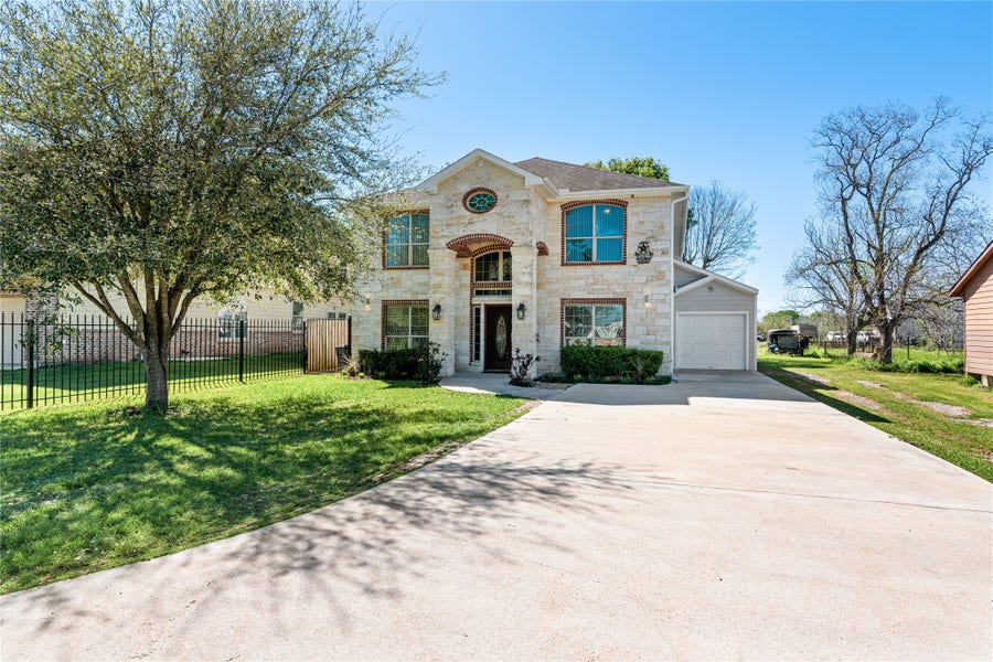 Property photo for 3618 Kansas Street, Fresno, TX