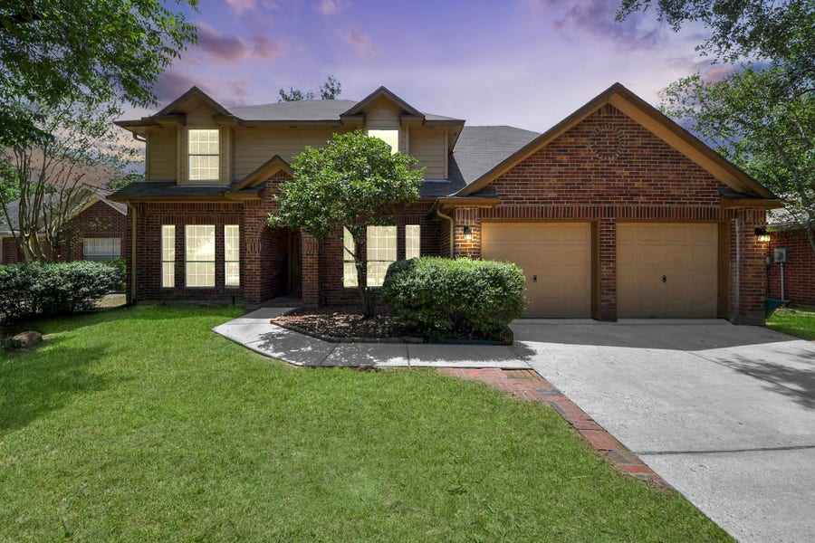 Property photo for 8854 Creek Willow Drive, Tomball, TX